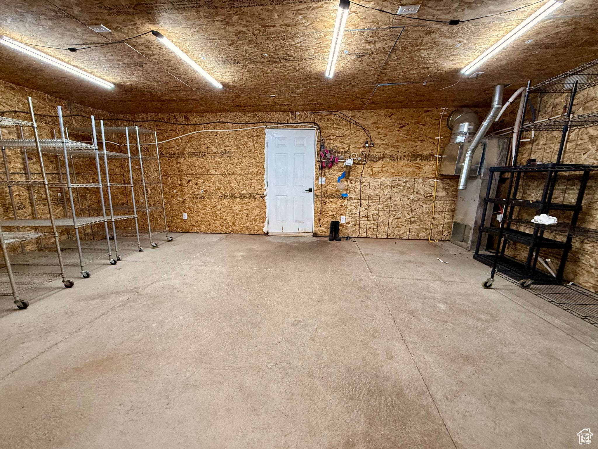 MIKES WEST WOOD SUBD - Residential