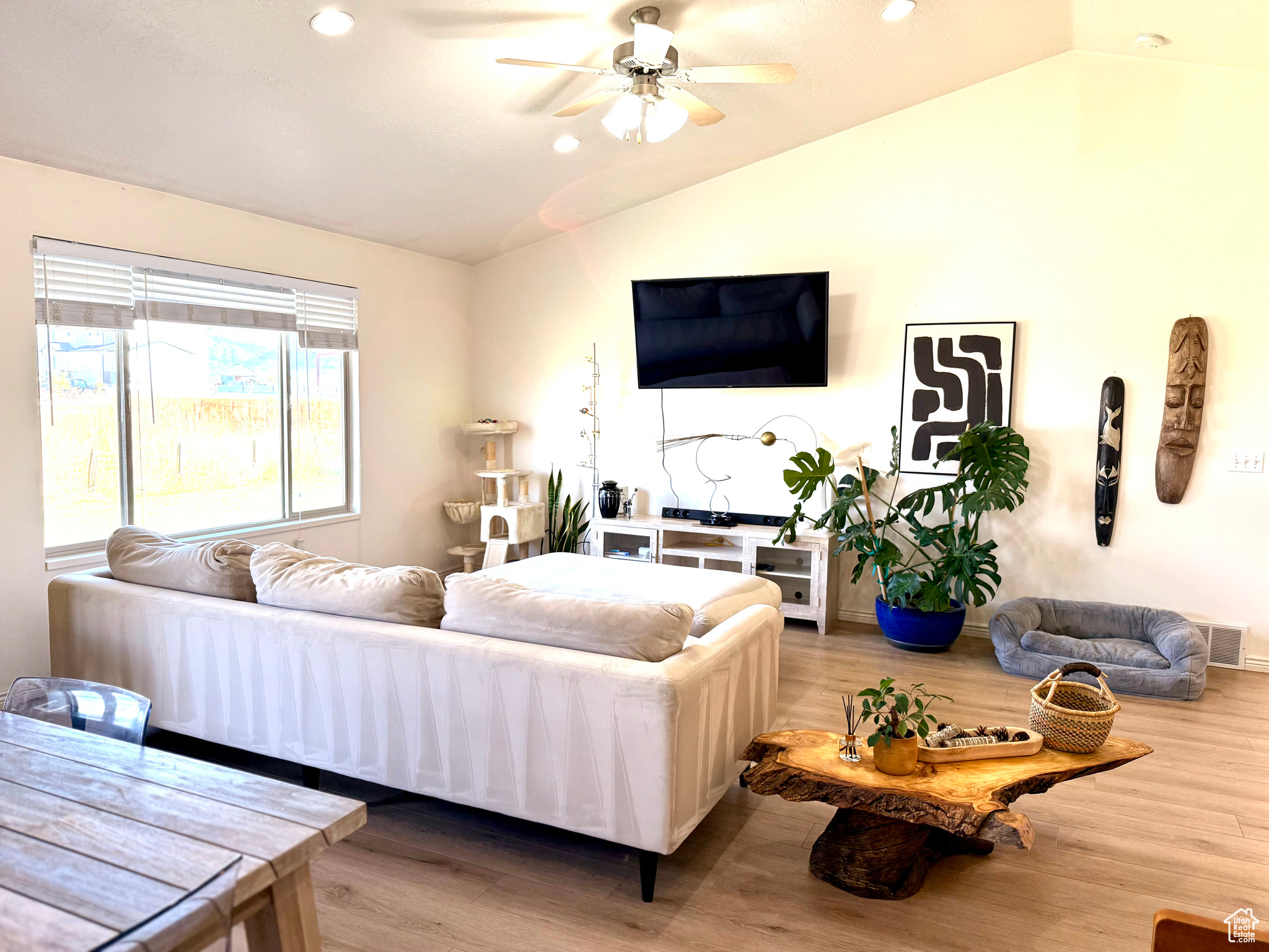 MIKES WEST WOOD SUBD - Residential