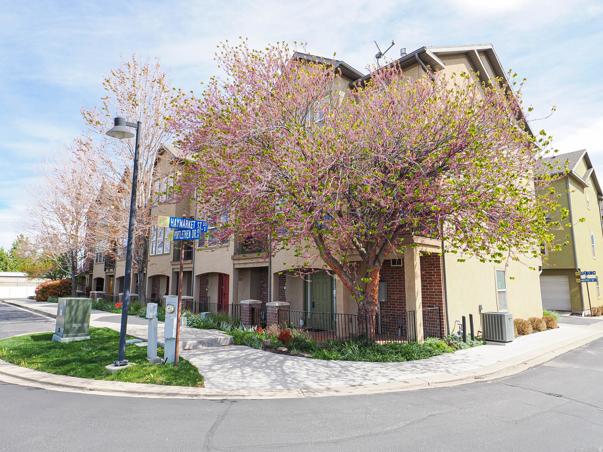 WAVERLY - Residential