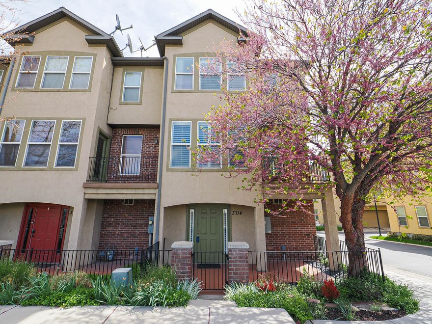 OPEN HOUSE Saturday the 18th 10:00-1:00 Beautifully maintained townhome offering stylish finishes, thoughtful upgrades, and an inviting open layout. Rare South facing end unit with lots of natural light. This pre-inspected home features rich hardwood floors, granite countertops, and new stainless steel appliances, giving the kitchen a fresh, upscale feel. The spacious main living area is bright and welcoming, with large windows, plantation shutters, and ceiling fans that add both comfort and character throughout. The kitchen opens to the living and dining spaces, creating an ideal setup for everyday living and entertaining. The primary suite includes a generous closet with an impressive built-in organizer, providing exceptional storage and functionality. The bathrooms feature attractive finishes, and the overall home has been well cared for and is move-in ready. Enjoy the added convenience of an attached garage, private outdoor space, and a low-maintenance lifestyle in a well-kept community. With quality interior features, a smart floor plan, and the confidence of a completed pre-inspection, this is a fantastic opportunity for buyers seeking comfort, style, and peace of mind. If the square footage or acreage of the property or improvements is of material concern to the buyer, the buyer is responsible for verifying the square footage/acreage measurements and improvements to the buyer's satisfaction.