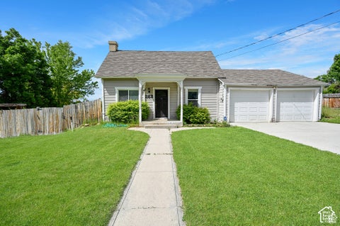 Photo of 263 E 300 N, Smithfield, UT 84335 (MLS # 2191768)