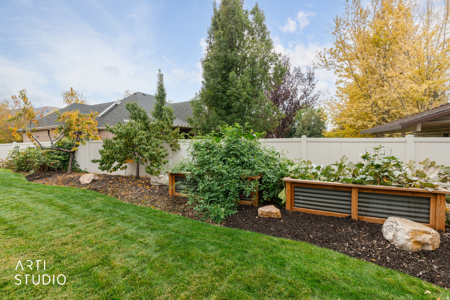 SHADY SPRINGS ESTATES - Residential