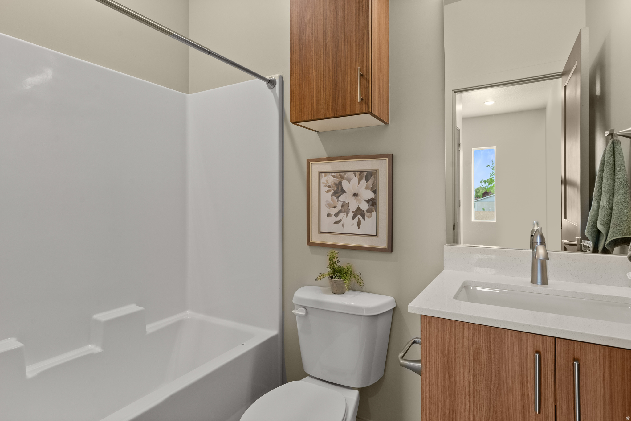 LATITUDE 40 - Residential