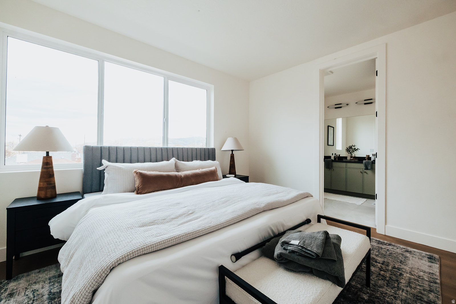 RESIDENTS ON 9TH - Residential