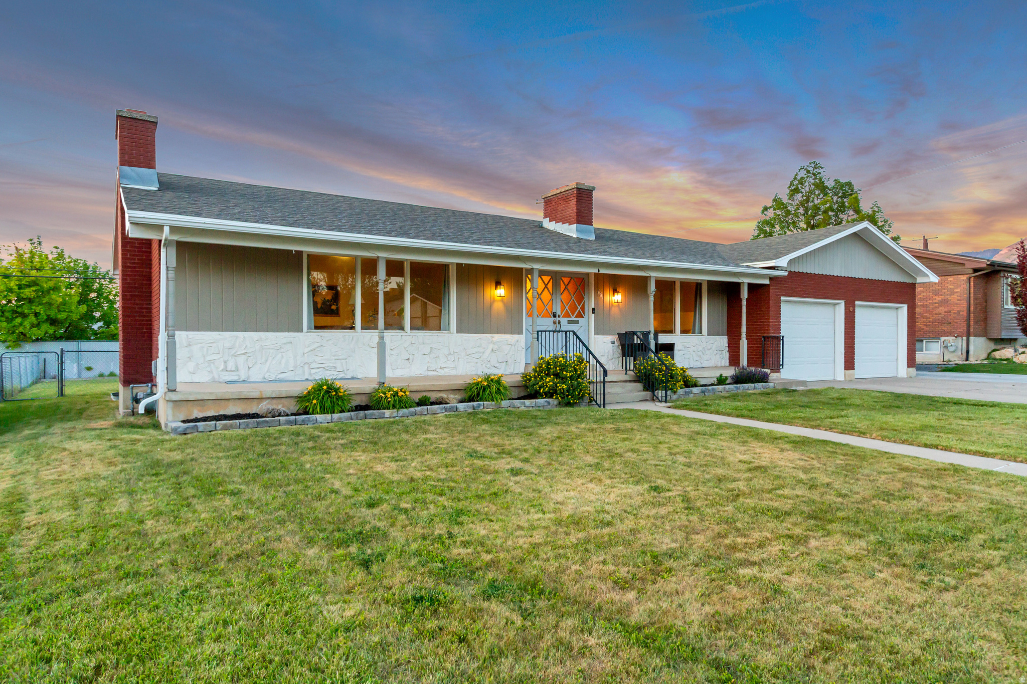 THOMPSON & PACKER - Residential