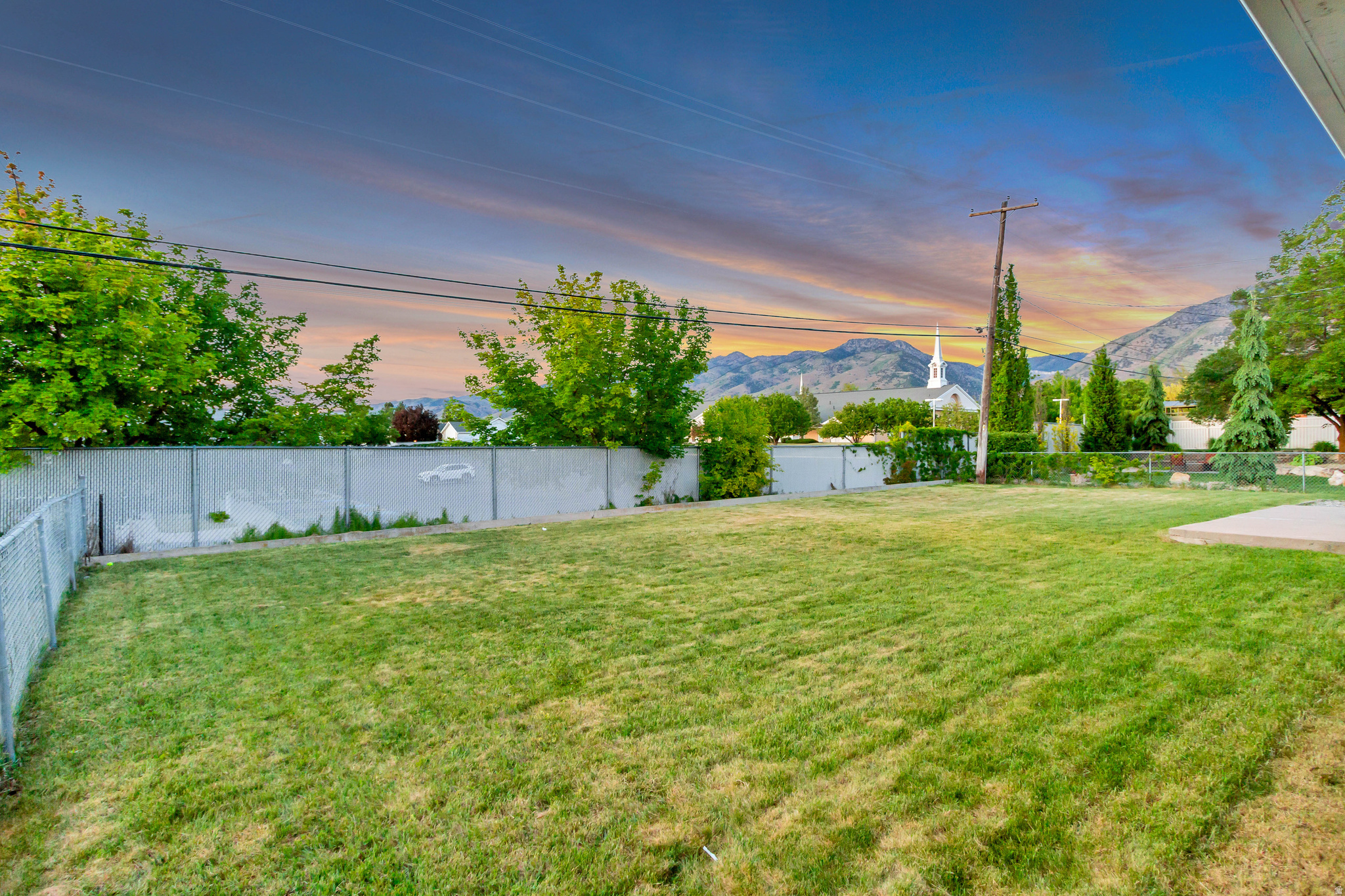 THOMPSON & PACKER - Residential