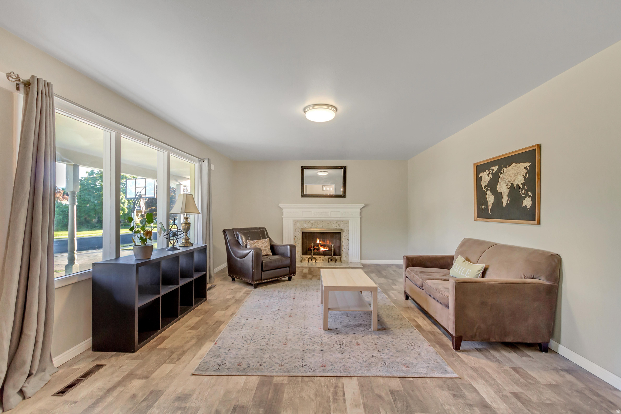 THOMPSON & PACKER - Residential
