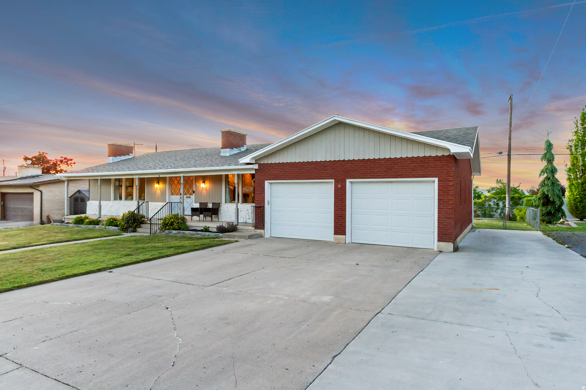 THOMPSON & PACKER - Residential