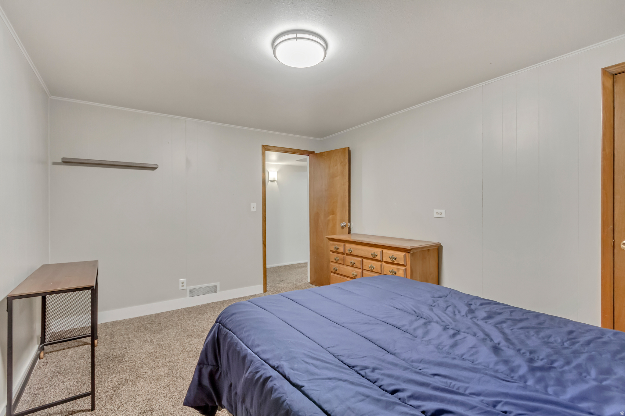 THOMPSON & PACKER - Residential