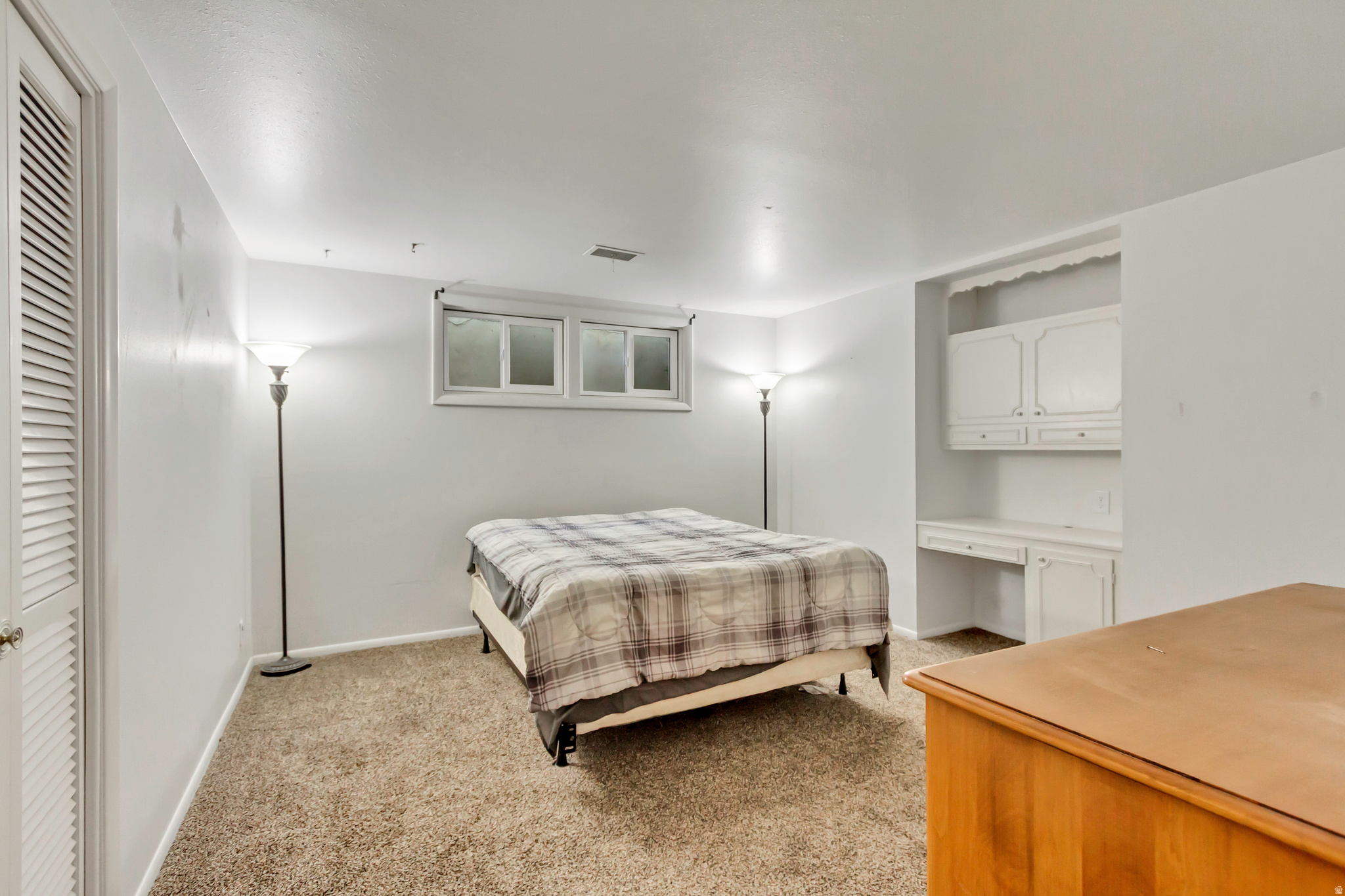 THOMPSON & PACKER - Residential