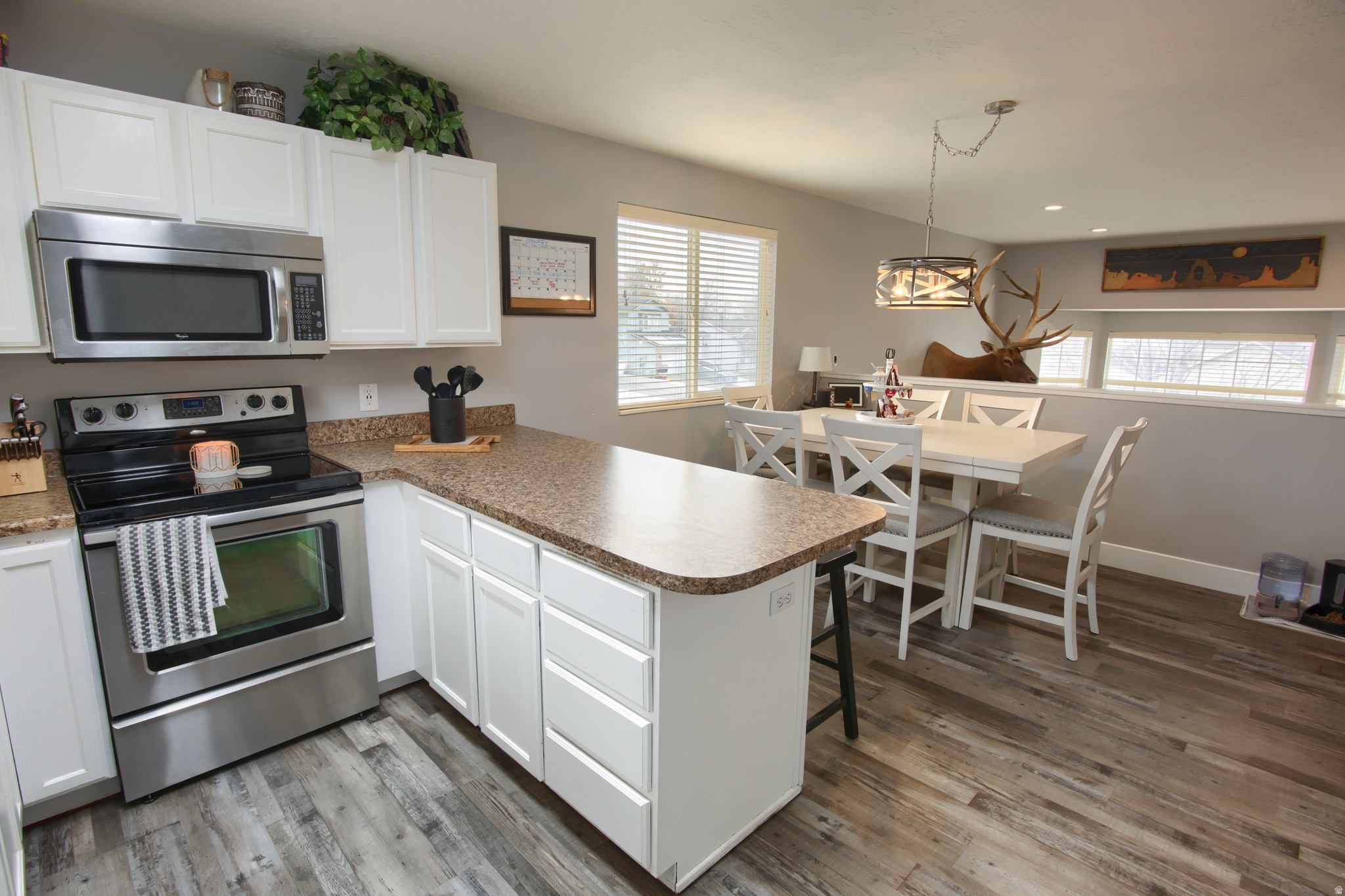 SUMMER MEADOW - Residential