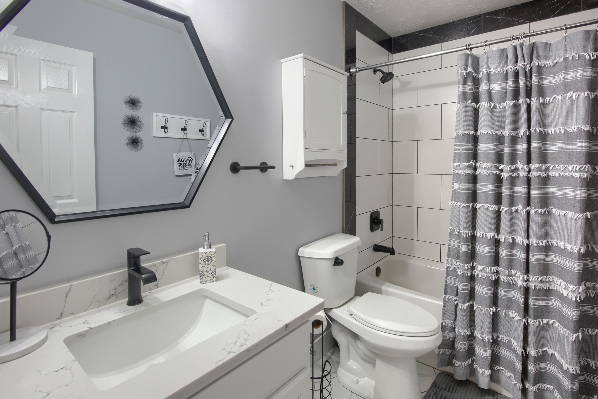 SUMMER MEADOW - Residential