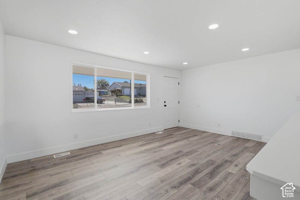 Photo of 5174 W HOOPES ST, Salt Lake City, UT 84118 (MLS # 2194020)