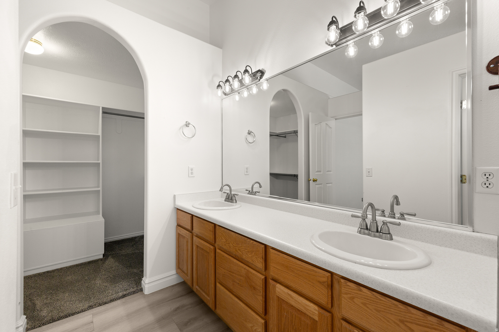 SUMMIT RIDGE 1 - Residential