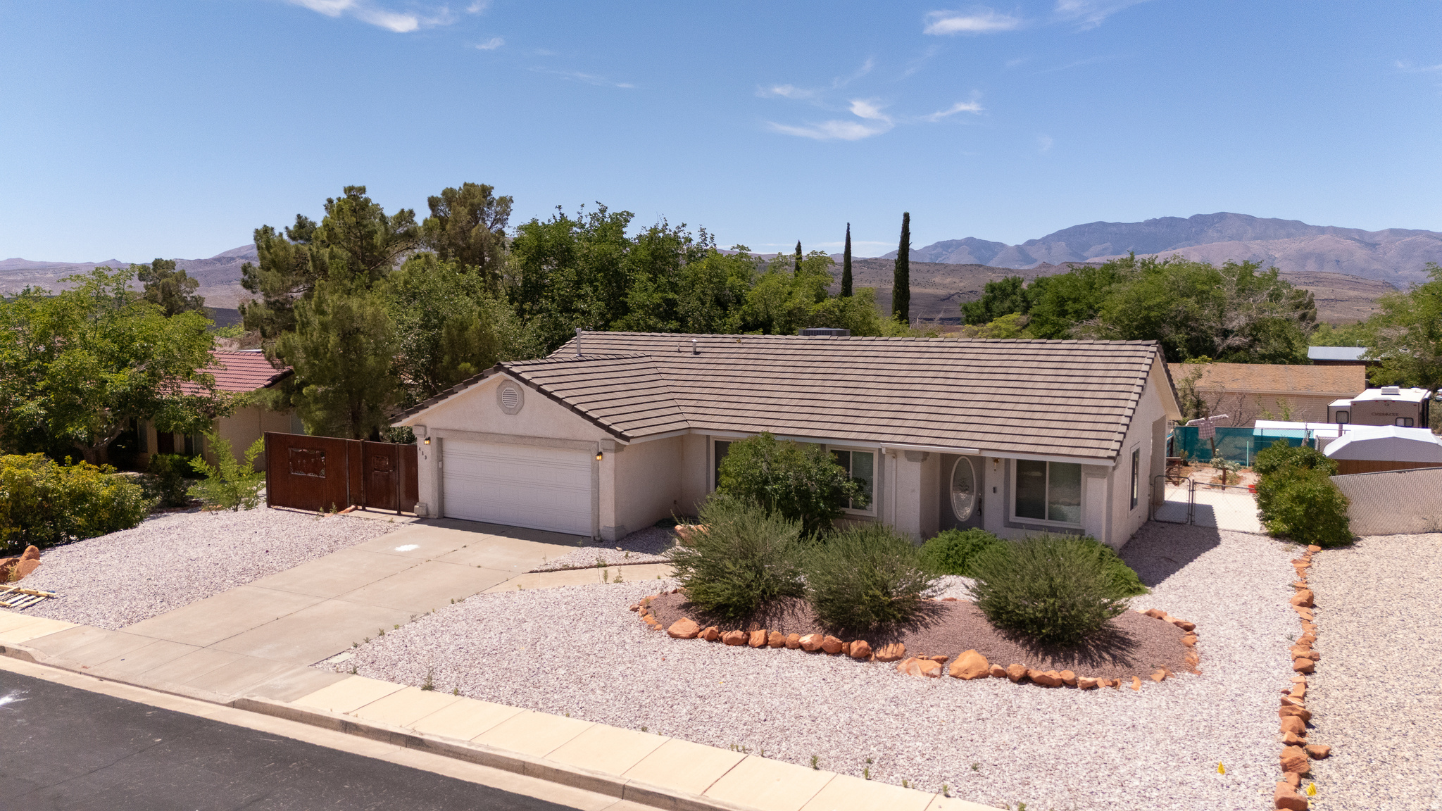 SUMMIT RIDGE 1 - Residential