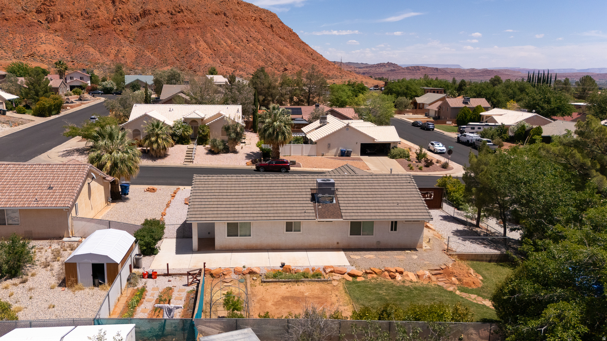 SUMMIT RIDGE 1 - Residential