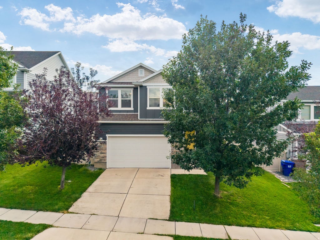 Photo of 7822 N COPPERBEND RD, Eagle Mountain, UT 84005 (MLS # 2180600)