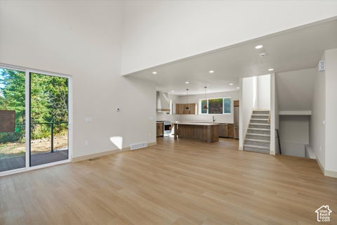 Tiny photo for 185 CRESTVIEW DR, Park City, UT 84098 (MLS # 2190508)