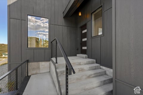 Tiny photo for 185 CRESTVIEW DR, Park City, UT 84098 (MLS # 2190508)
