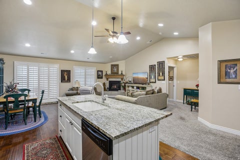 Tiny photo for 482 HYDE PARK LN, Kaysville, UT 84037 (MLS # 2186761)
