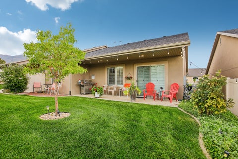Tiny photo for 482 HYDE PARK LN, Kaysville, UT 84037 (MLS # 2186761)