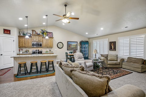 Tiny photo for 482 HYDE PARK LN, Kaysville, UT 84037 (MLS # 2186761)