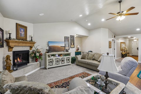 Tiny photo for 482 HYDE PARK LN, Kaysville, UT 84037 (MLS # 2186761)