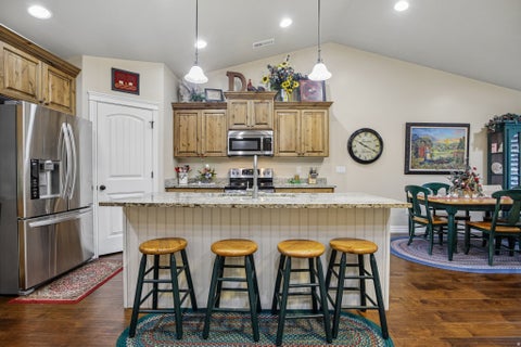 Tiny photo for 482 HYDE PARK LN, Kaysville, UT 84037 (MLS # 2186761)