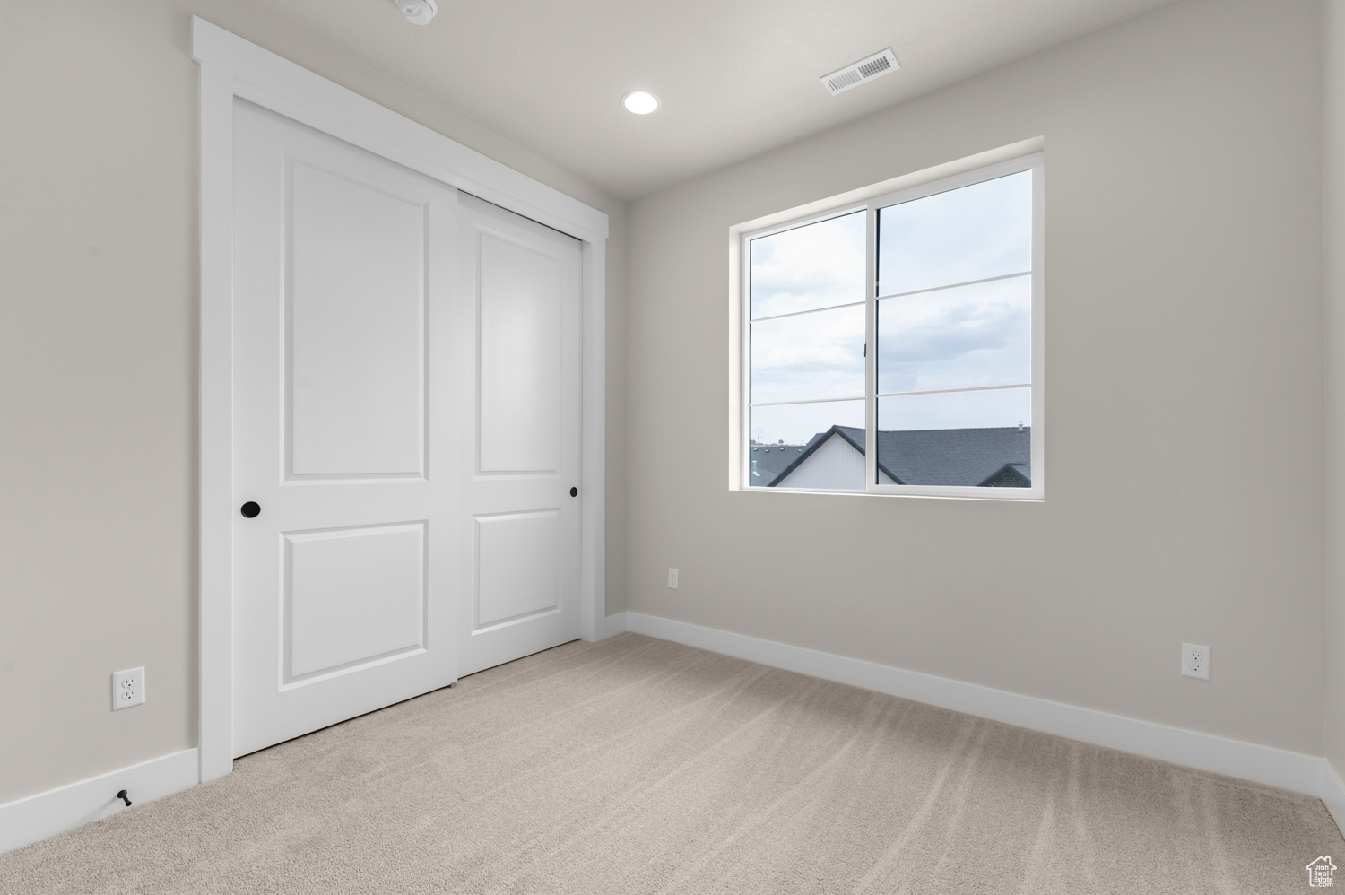 HOLBROOK E VILLAS 640 - Residential