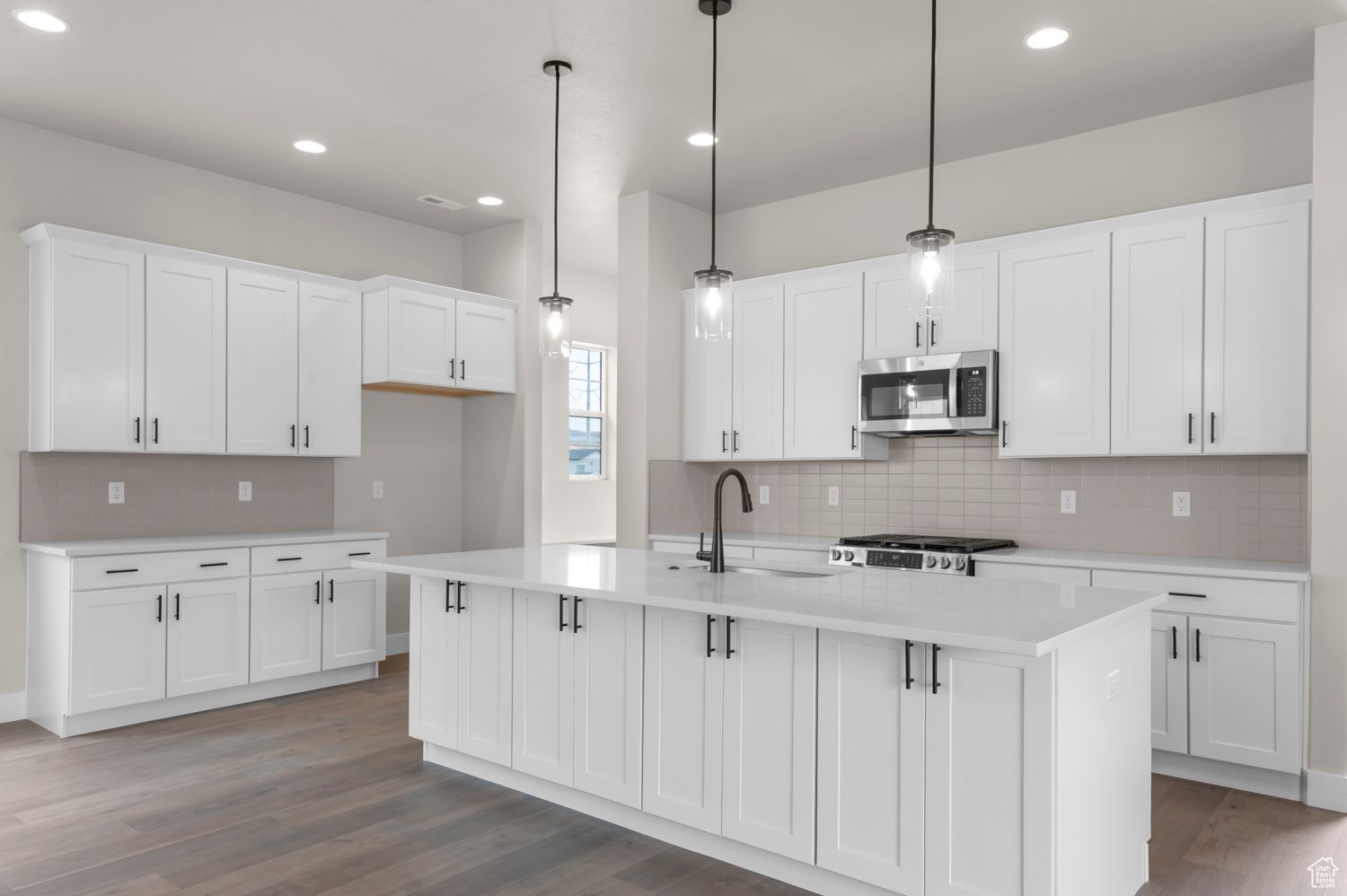 HOLBROOK E VILLAS 640 - Residential