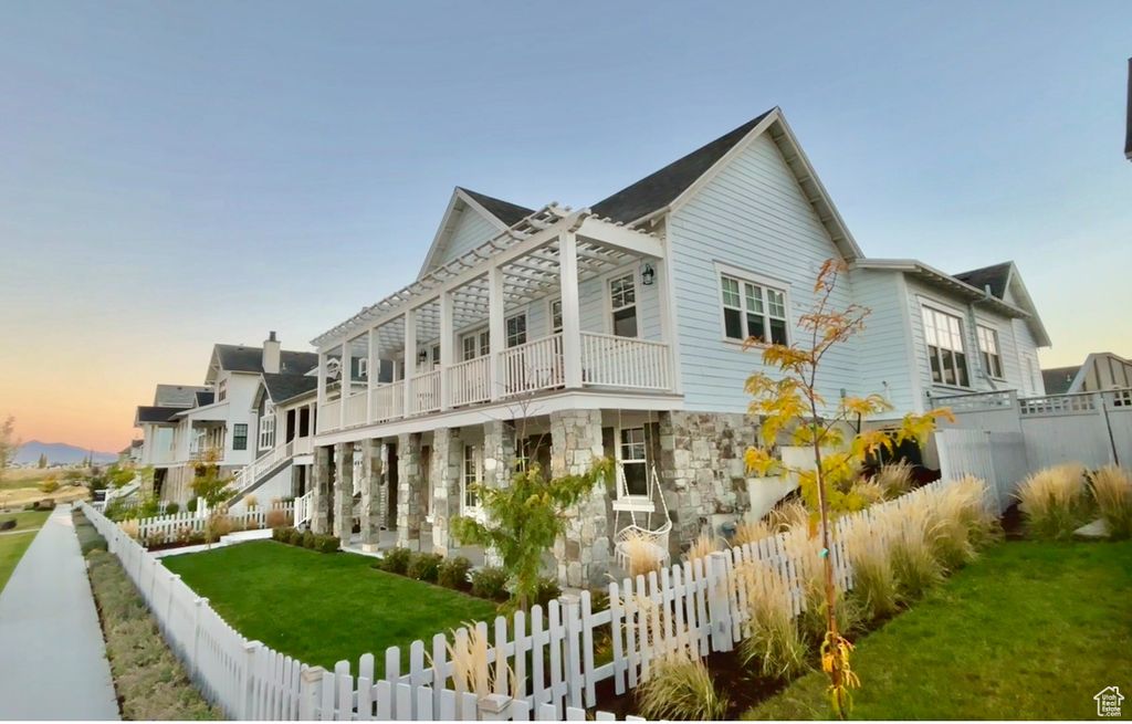 Photo of 11076 S PADDLE BOARD WAY, South Jordan, UT 84009 (MLS # 2115598)