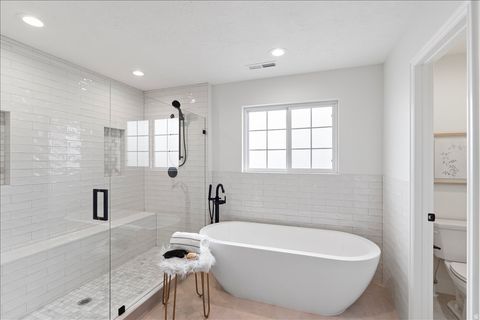 Tiny photo for 717 WOODRIDGE DR, Layton, UT 84040 (MLS # 2157736)
