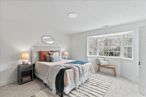 Tiny photo for 717 WOODRIDGE DR, Layton, UT 84040 (MLS # 2157736)