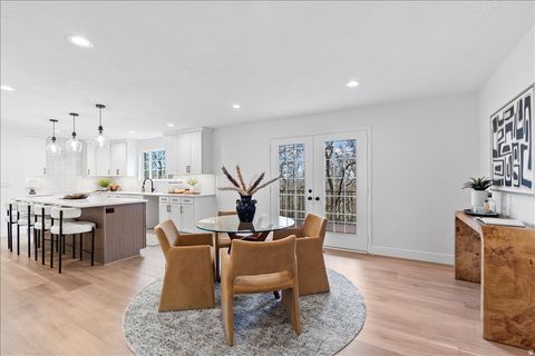Tiny photo for 717 WOODRIDGE DR, Layton, UT 84040 (MLS # 2157736)