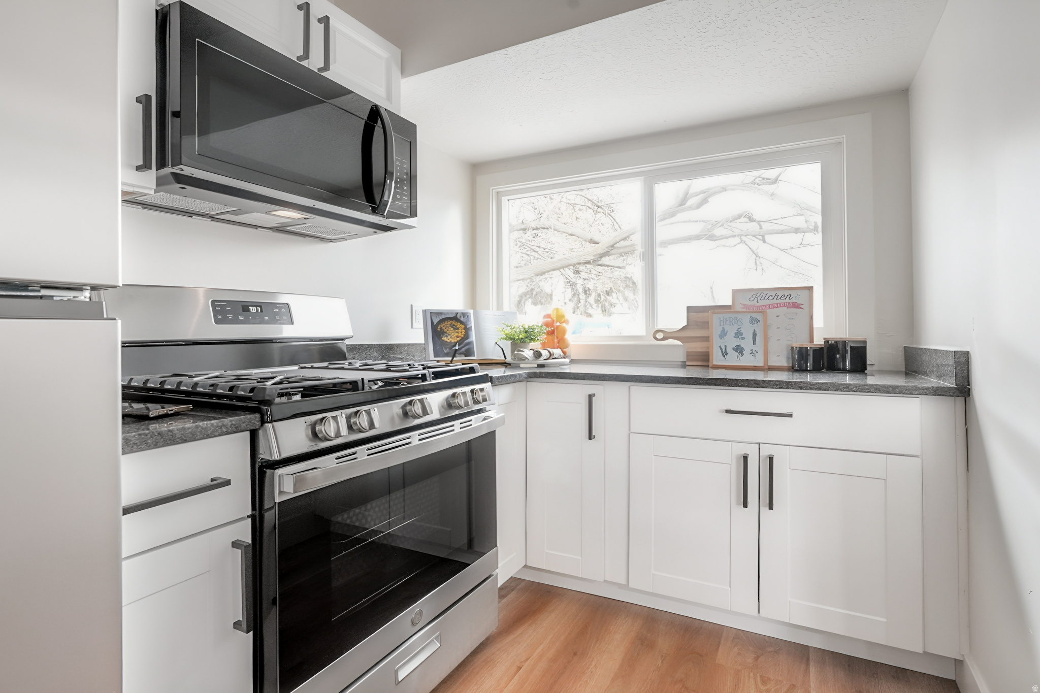 POPLAR GROVE AREA - Residential