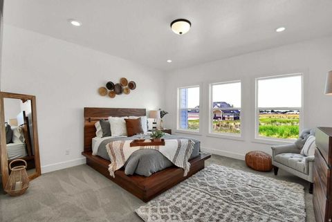 Tiny photo for 677 E 2450 N, North Logan, UT 84341 (MLS # 2150281)