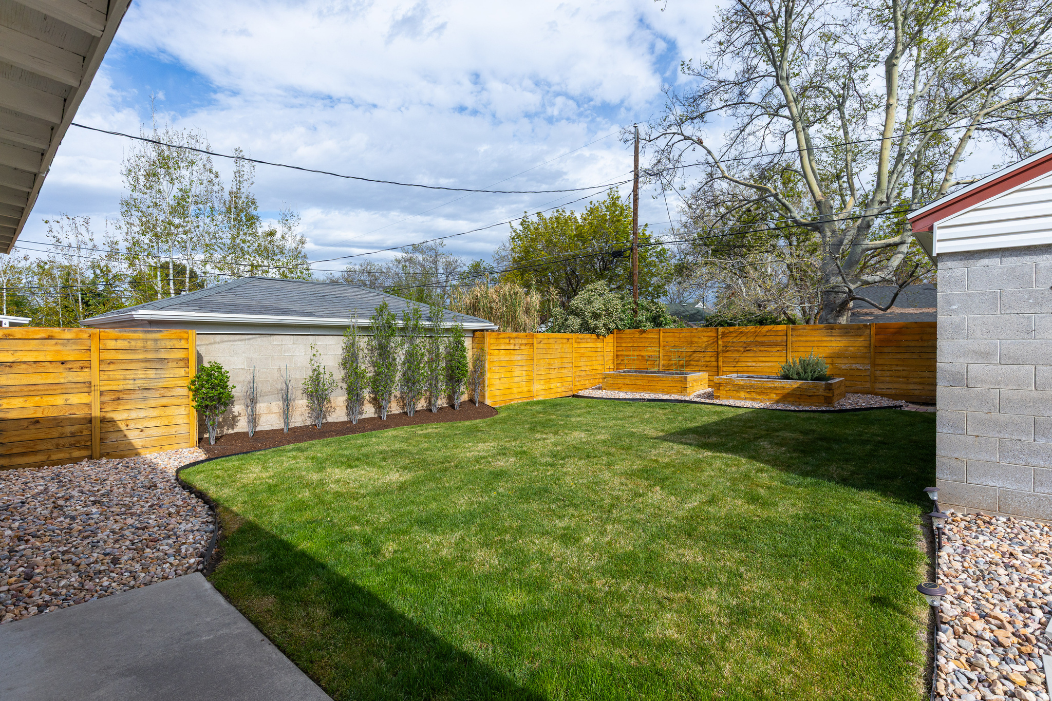 MOUNTAIR ACRES - Residential