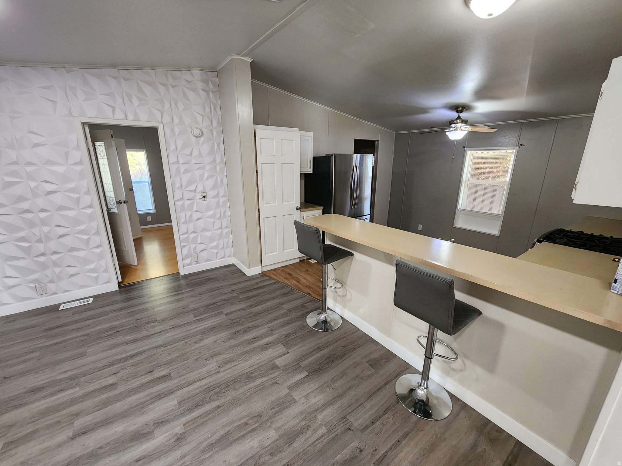 MEADOWBROOK VILLAGE - Residential