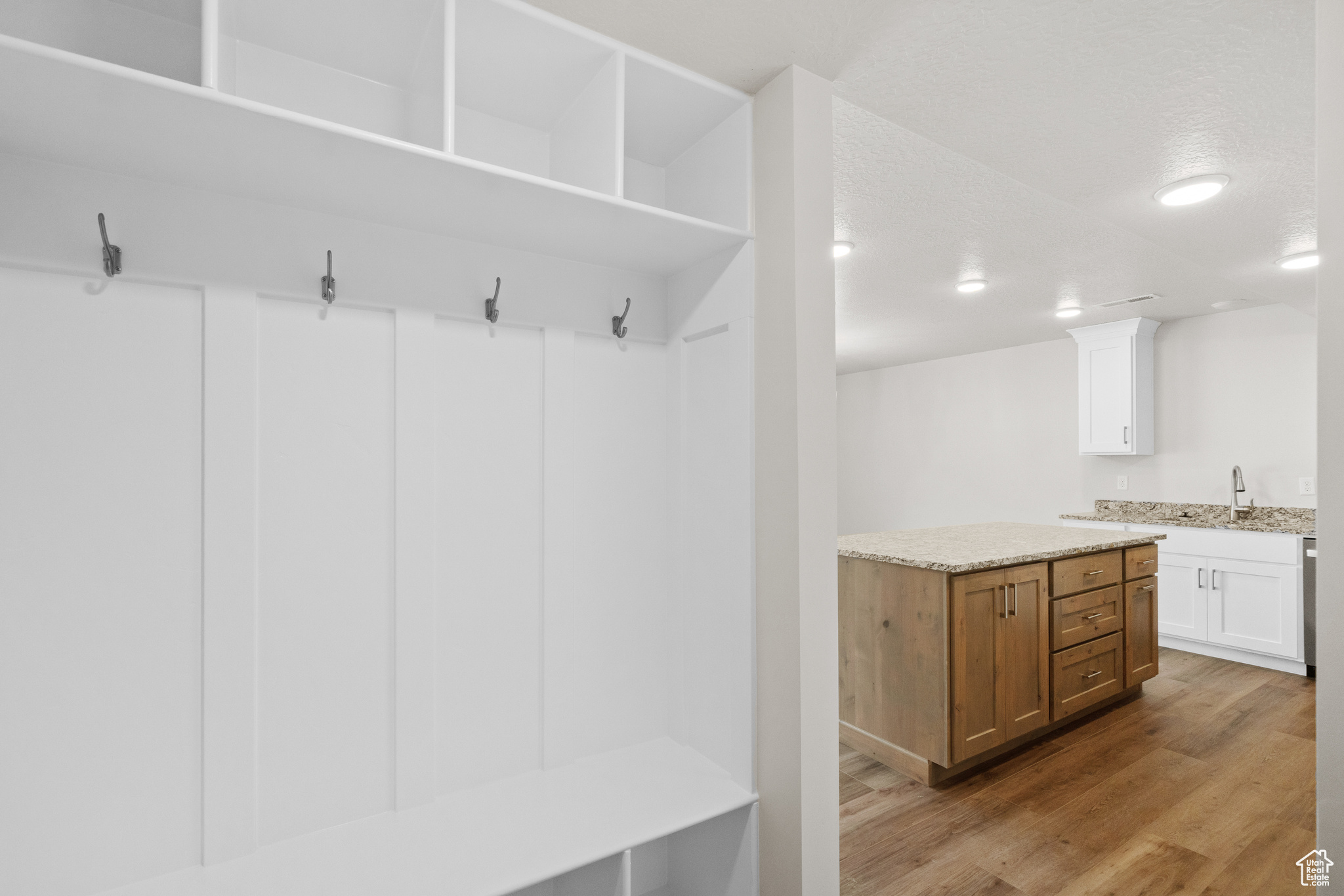 APPLE HOLLOW AT THE ORCHARDS - Residential