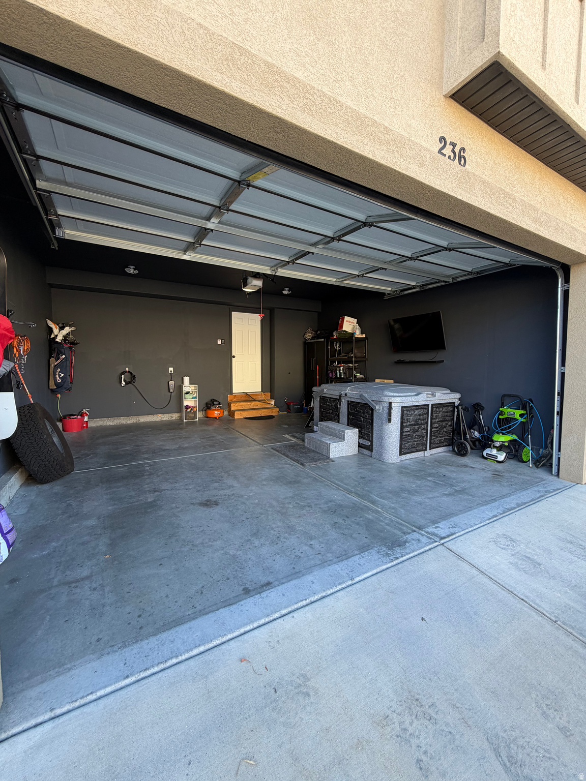 MAPLE MOUNTAIN - Residential