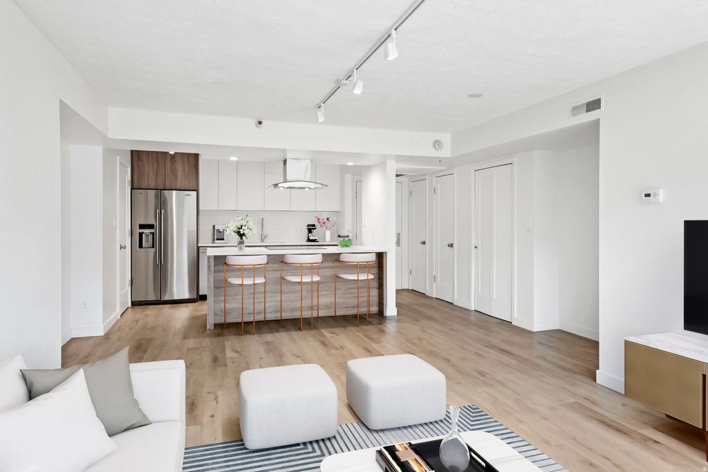 Photo of 230 E BROADWAY #506, Salt Lake City, UT 84111 (MLS # 2120003)