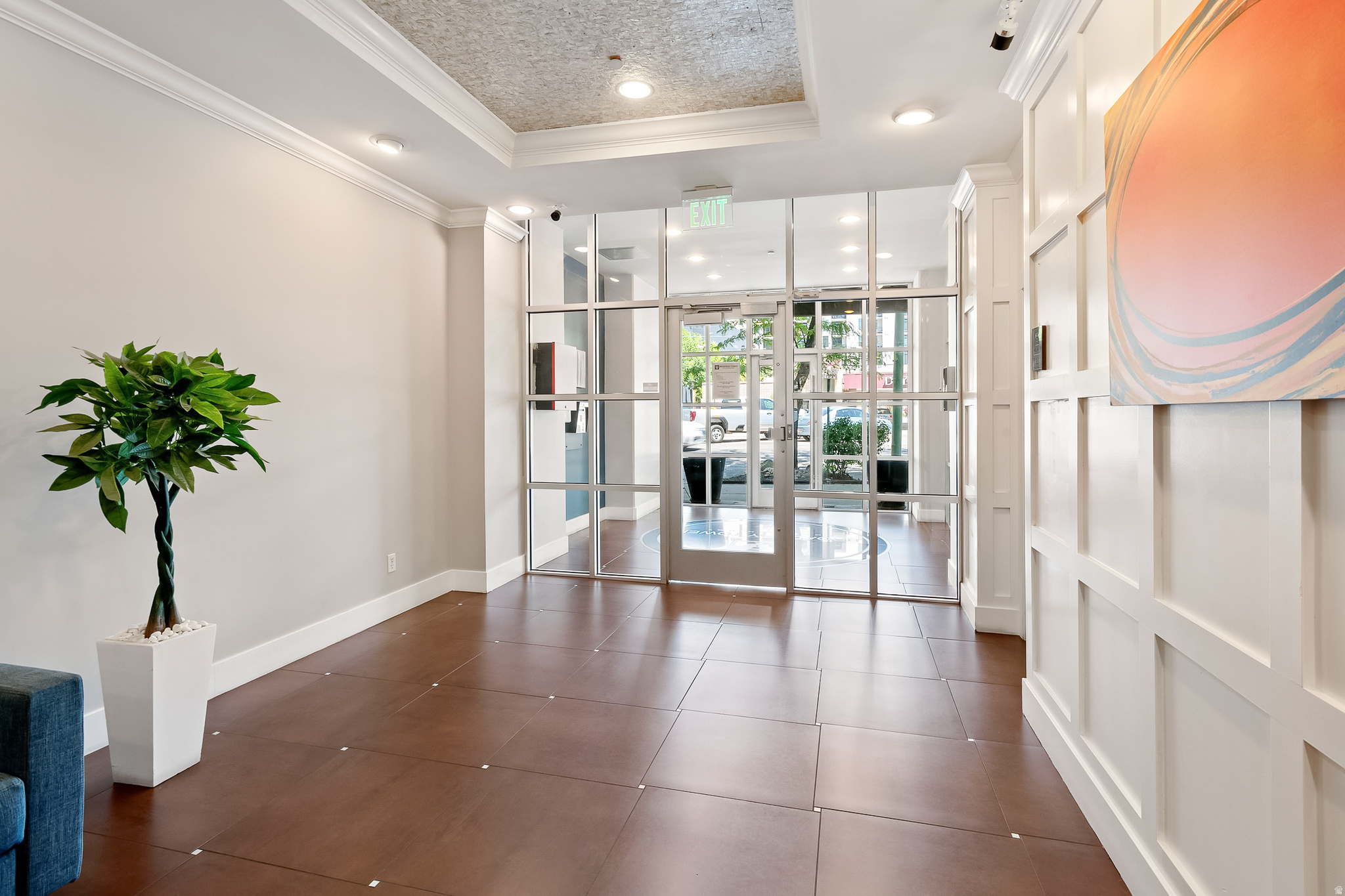 BROADWAY TOWER CONDOMINIUMS - Residential