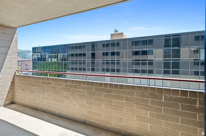 BROADWAY TOWER CONDOMINIUMS - Residential