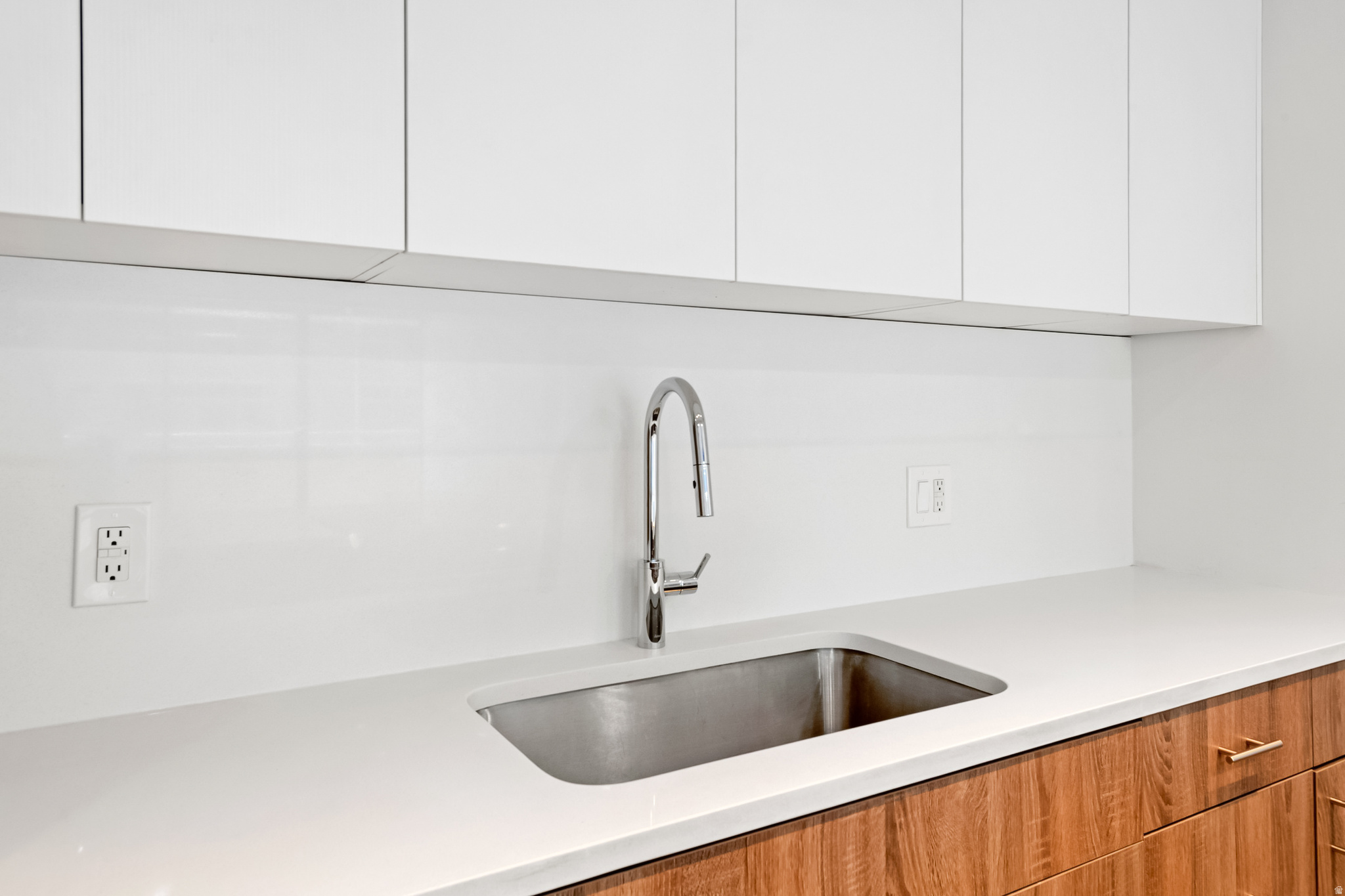 BROADWAY TOWER CONDOMINIUMS - Residential