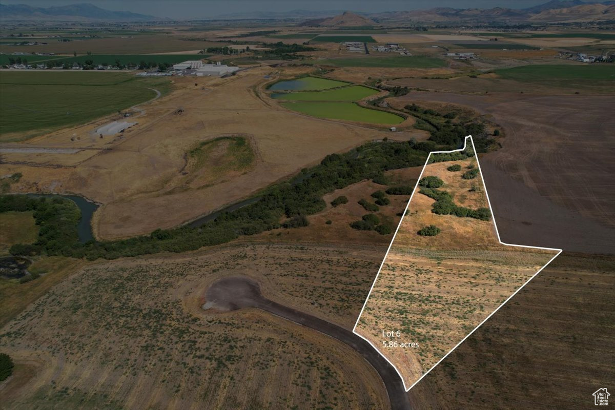 CUB RIVER ESTATES - Land