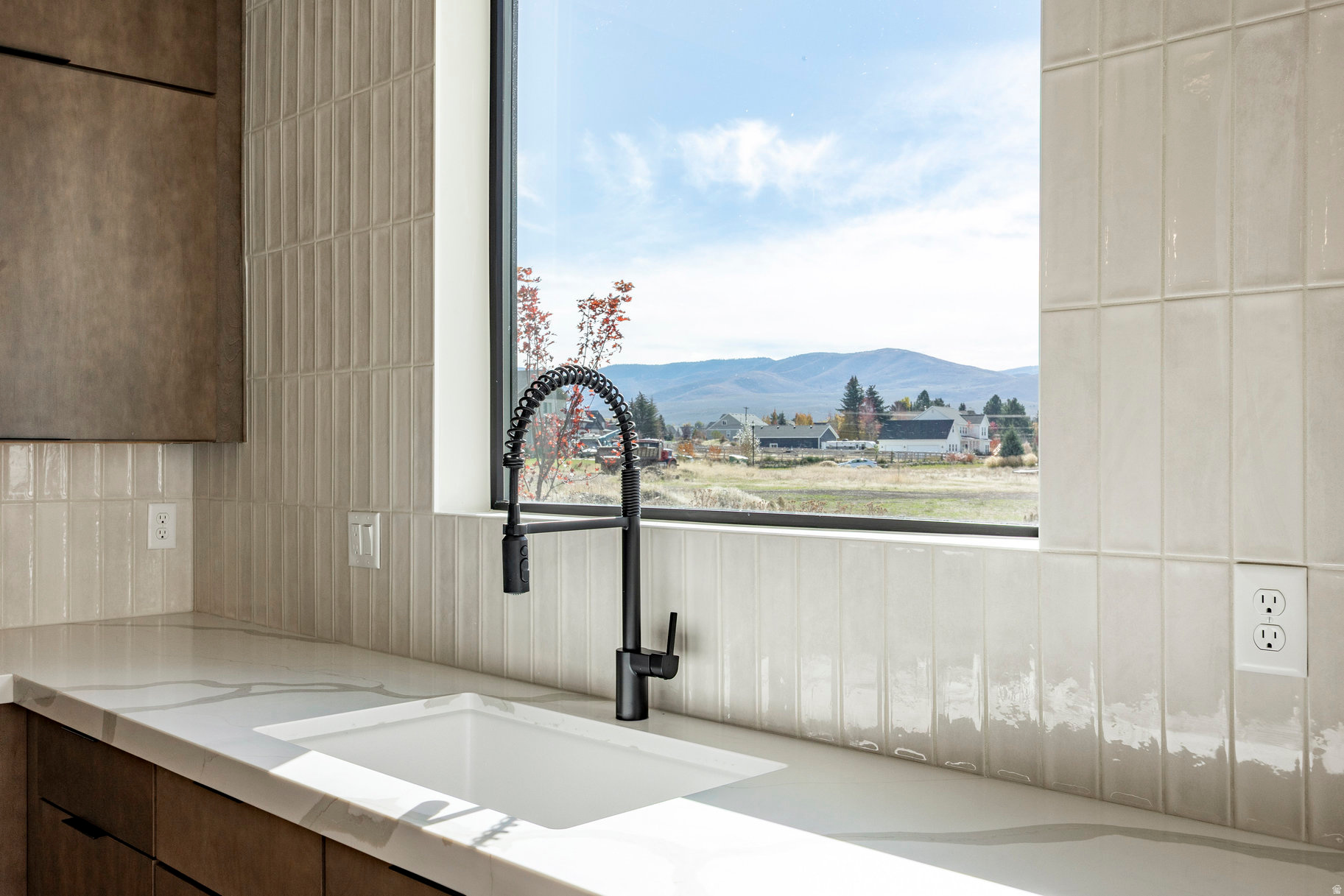 THE CROSSING - Residential