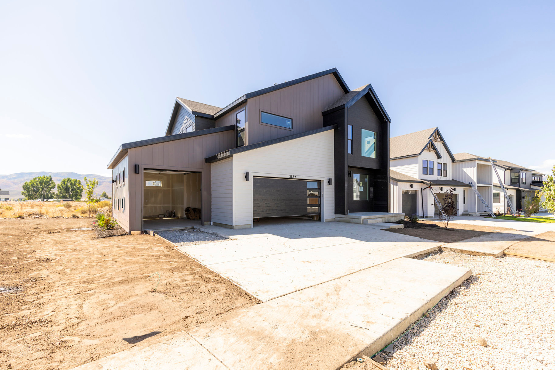 THE CROSSING - Residential