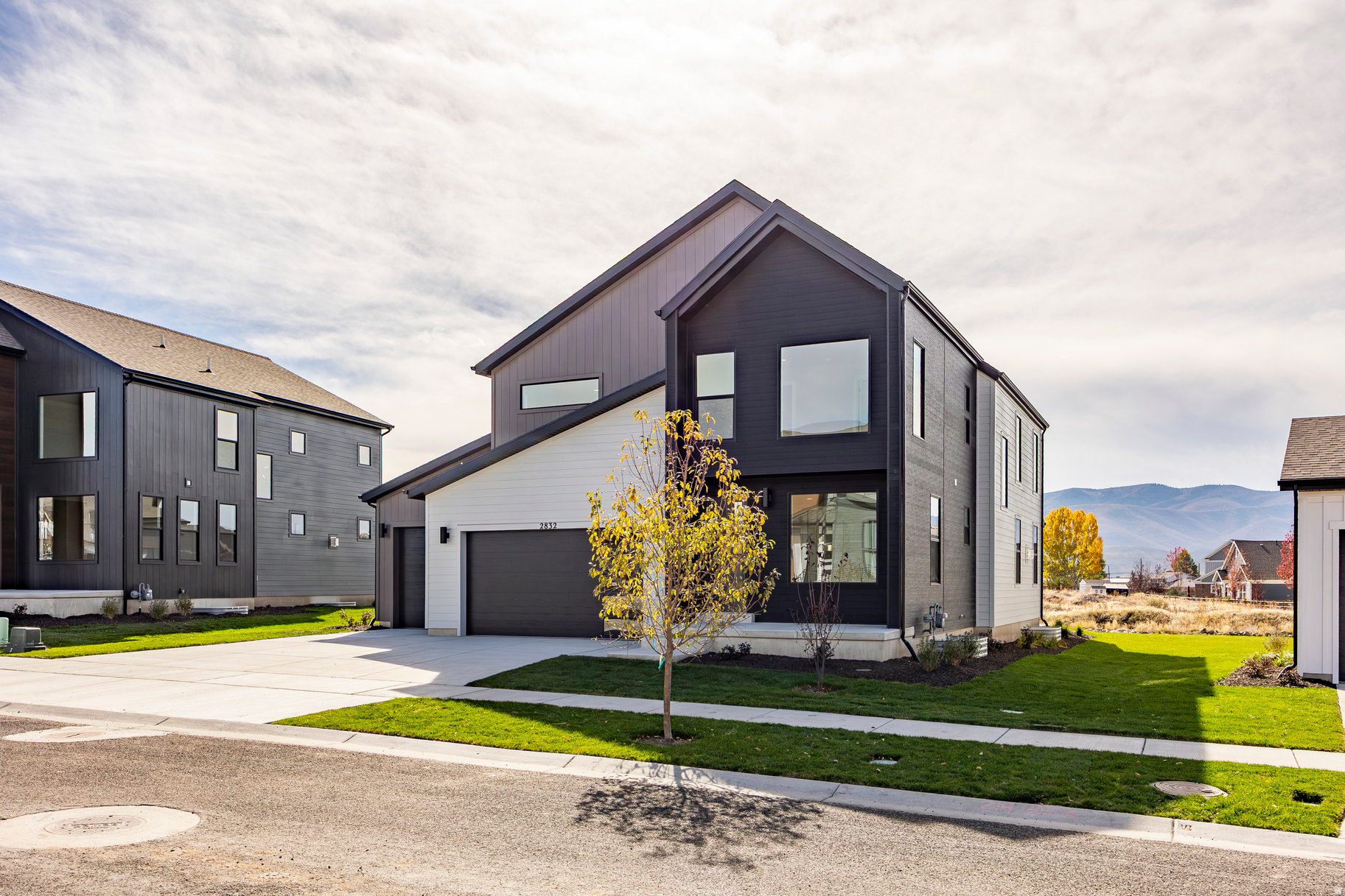 THE CROSSING - Residential