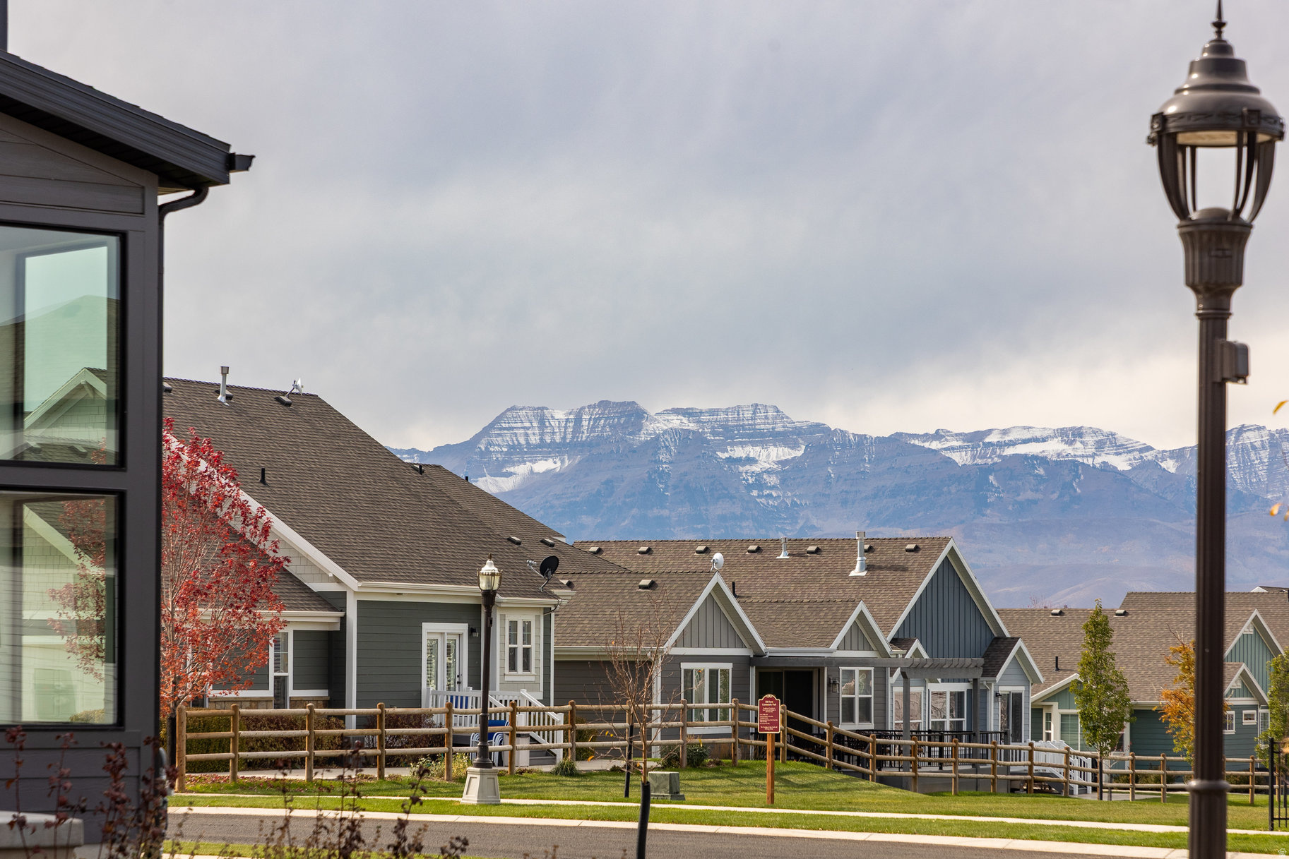 THE CROSSING - Residential