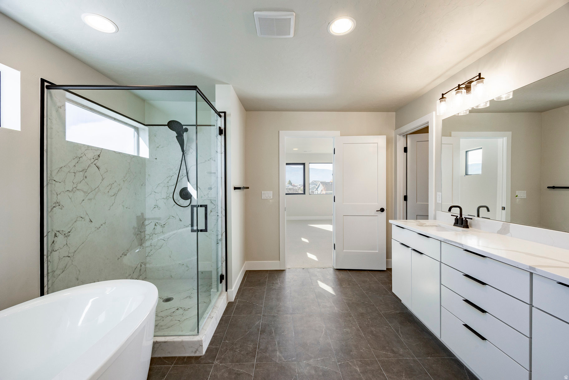 THE CROSSING - Residential